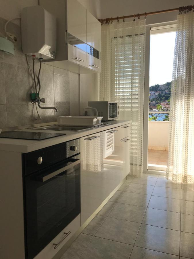 Apartmani Isabella - Ilda Radonic Jelsa  Exterior foto