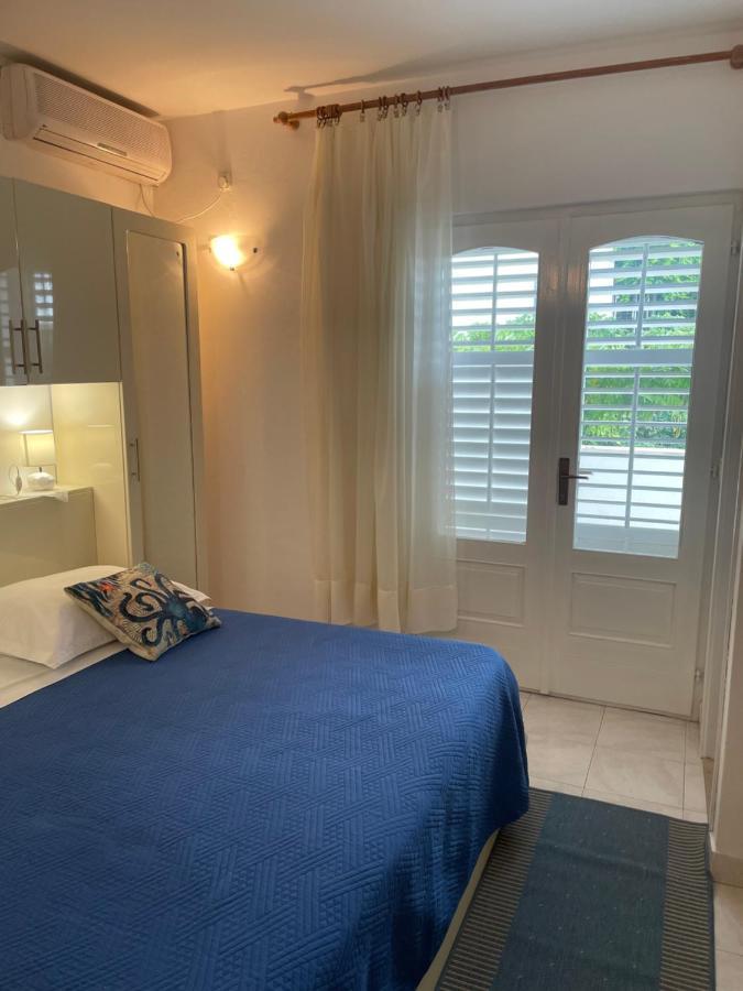 Apartmani Isabella - Ilda Radonic Jelsa  Exterior foto