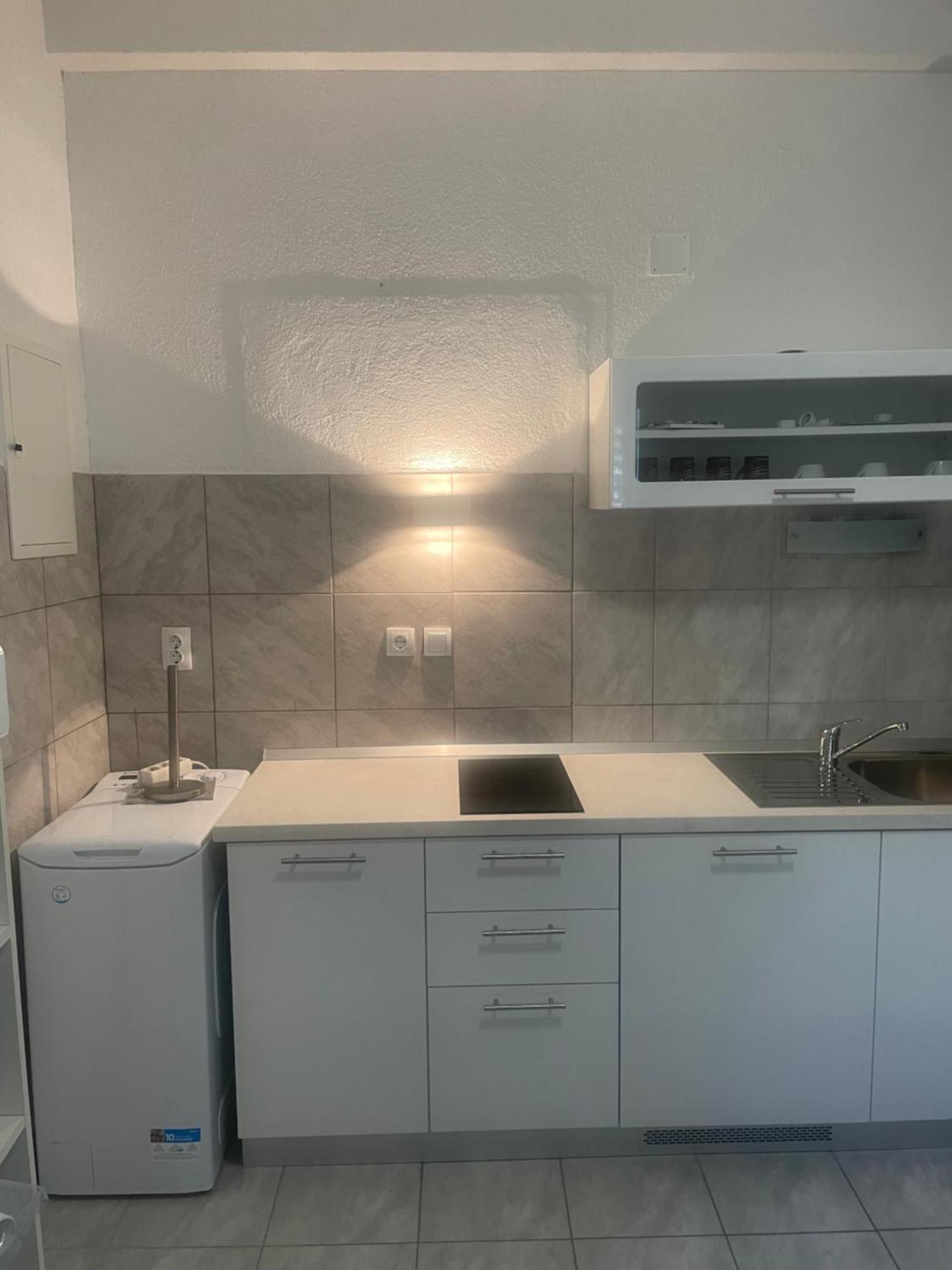 Apartmani Isabella - Ilda Radonic Jelsa  Exterior foto